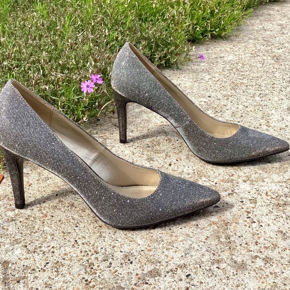Bandolino Shoes - Bandolino Sparkly Heels Sz 9 EUC